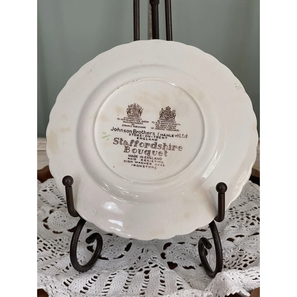 Vintage Johnson Brothers Staffordshire Bouquet 6 Piece Setting England IRONSTONE